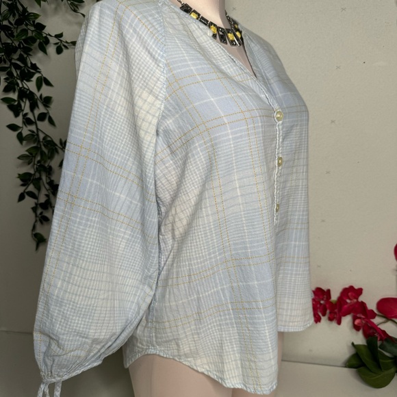 π€ Free Assembly Top π€ - Picture 3 of 6